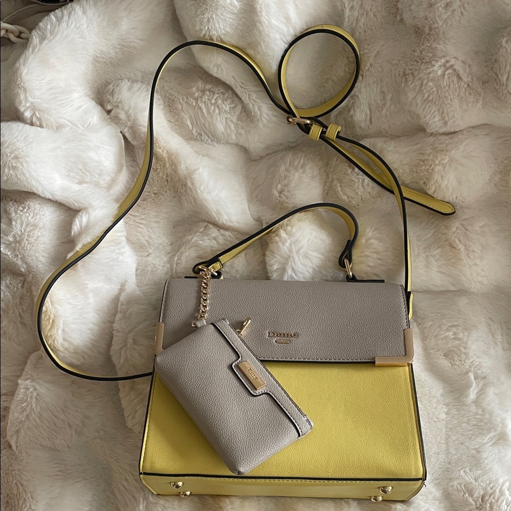Elegant Two-Tone Handbag and Wallet Set